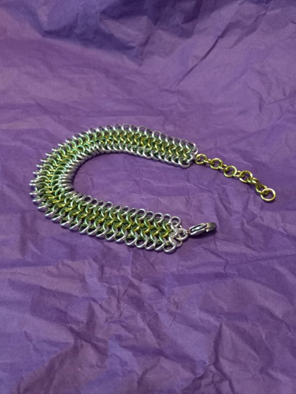 Green, Yellow, & Silver chain mail bracelet - Picture 8 of 10